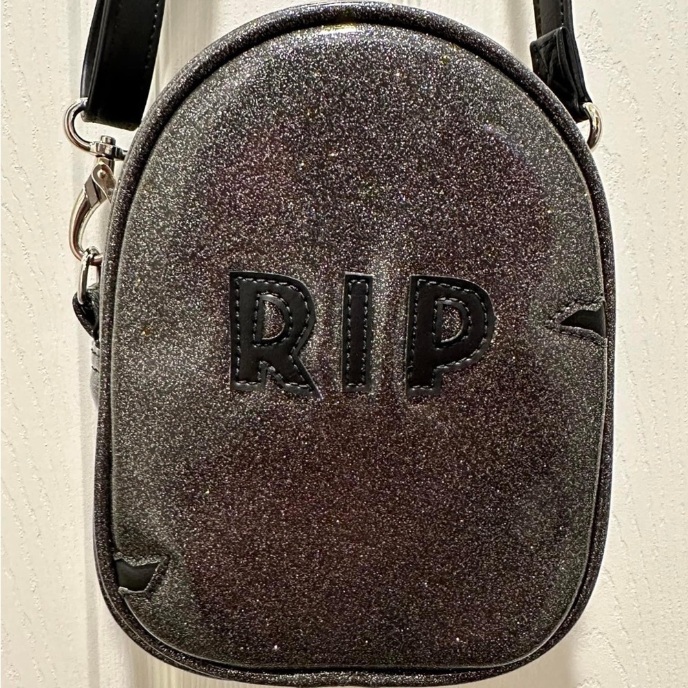 Love Pain and Stitches Small Headstone Bag
